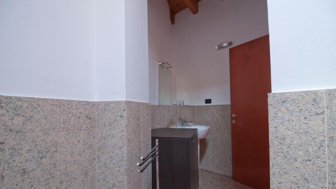 Italianway - Rubens 19 - A Apartment มิลาน ภายนอก รูปภาพ